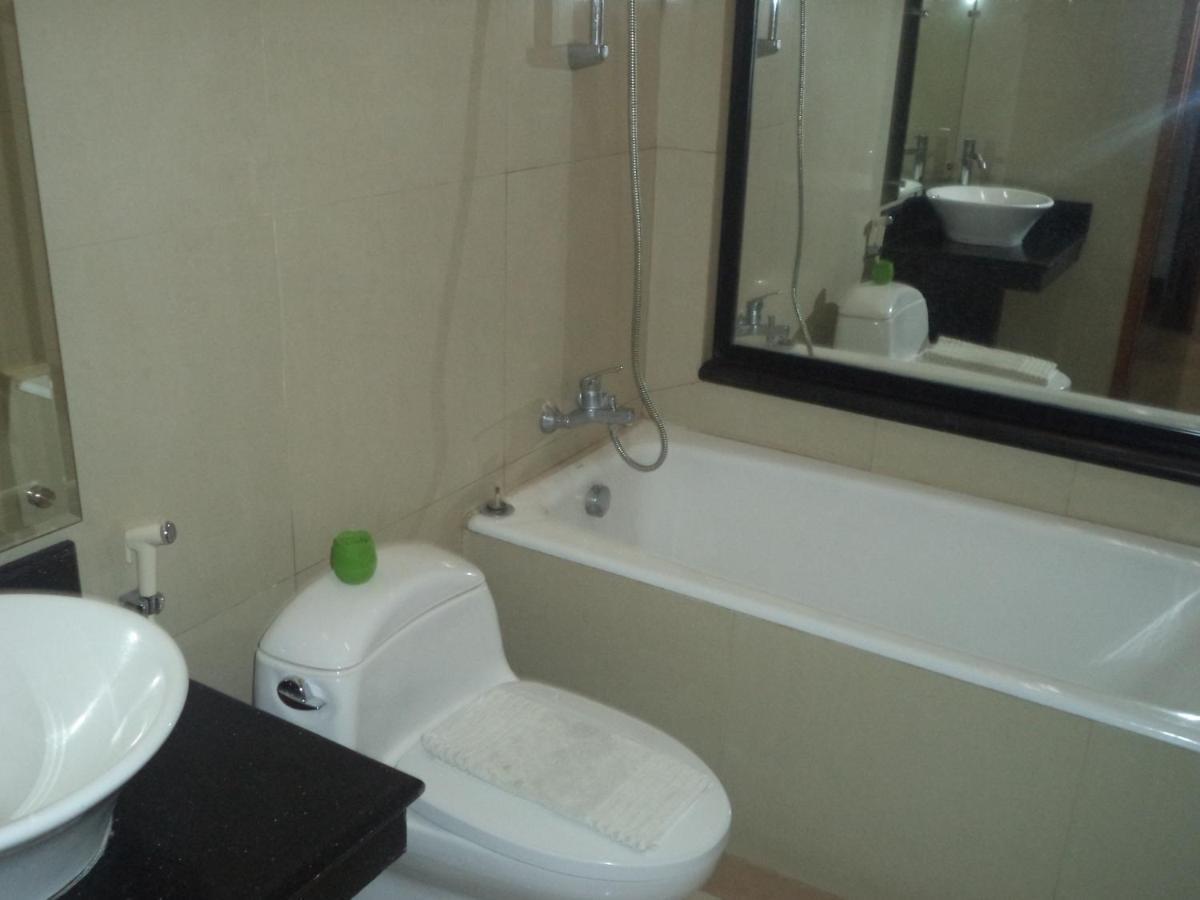 Alloro Guesthouse Pacitan Exterior foto